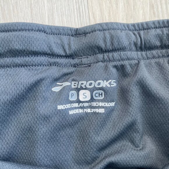 Women's Brooks Running Shorts - Black, Size Small - Picture 4 of 4